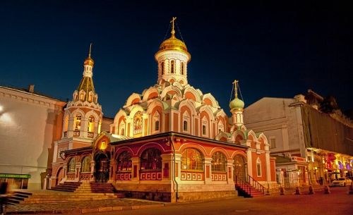 В Москве на Красной площади открыт восстановленный Казанский собор 